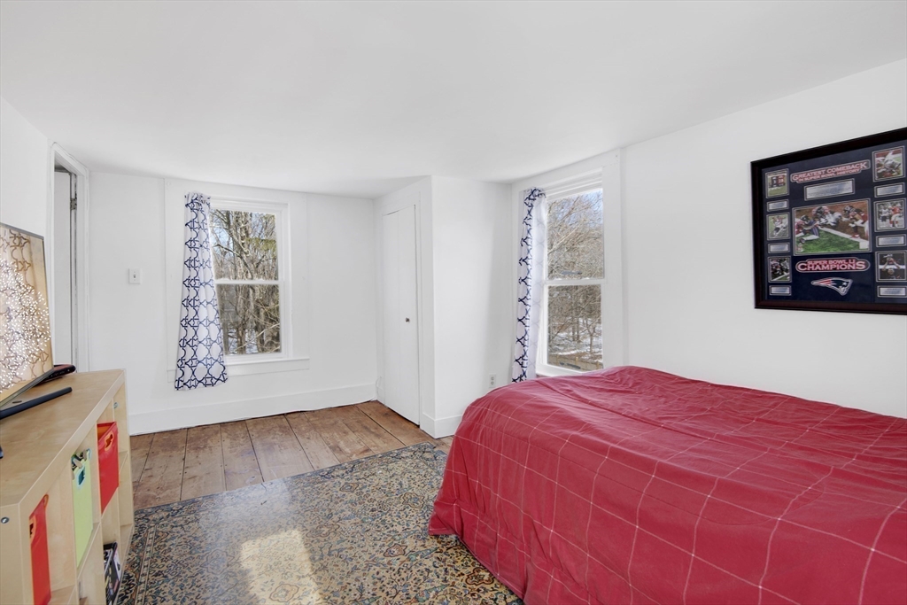 81 Lincoln St