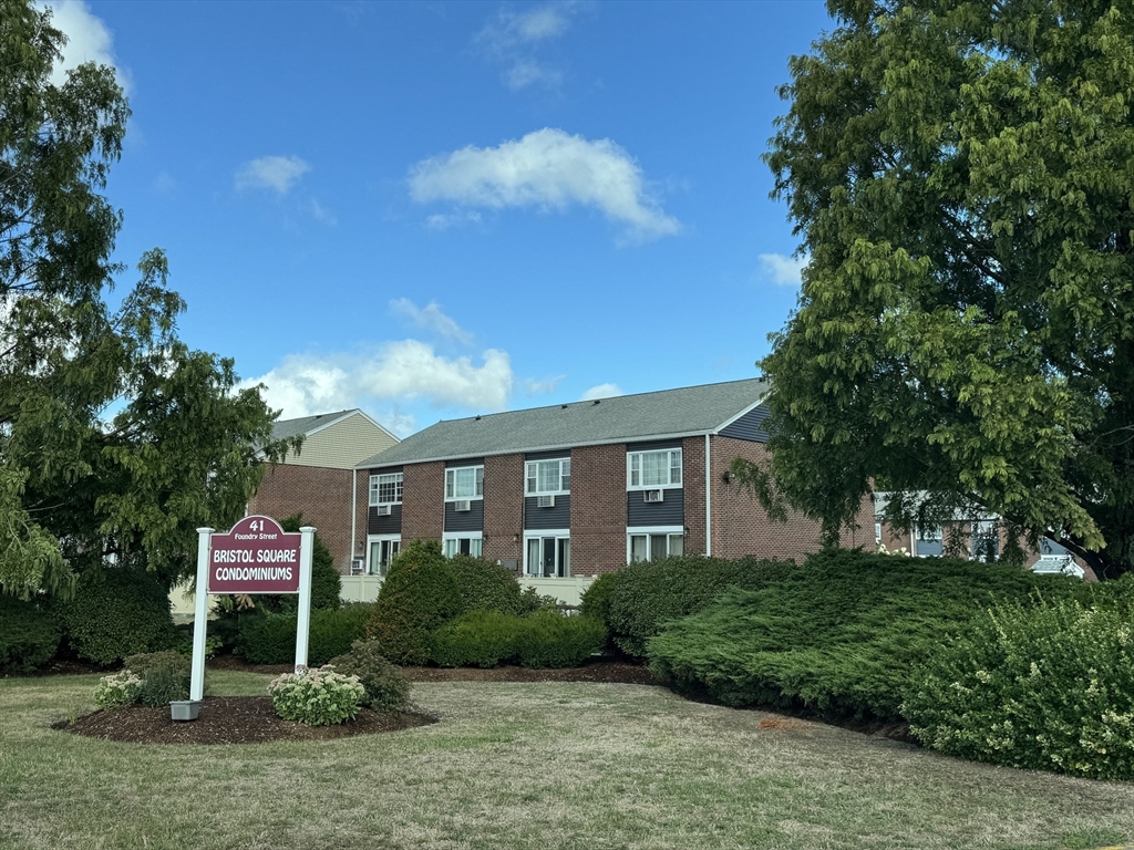 41 Foundry Street # 8 Unit: 22-8