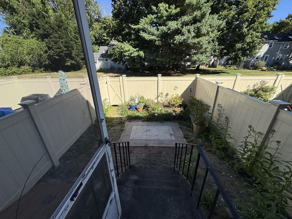 41 Foundry Street # 8 Unit: 22-8