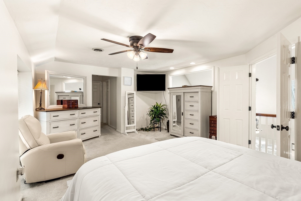 53 Indian Cove Way # 53, Easton Unit: 53