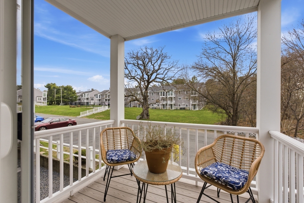 453 Turnpike St # 19