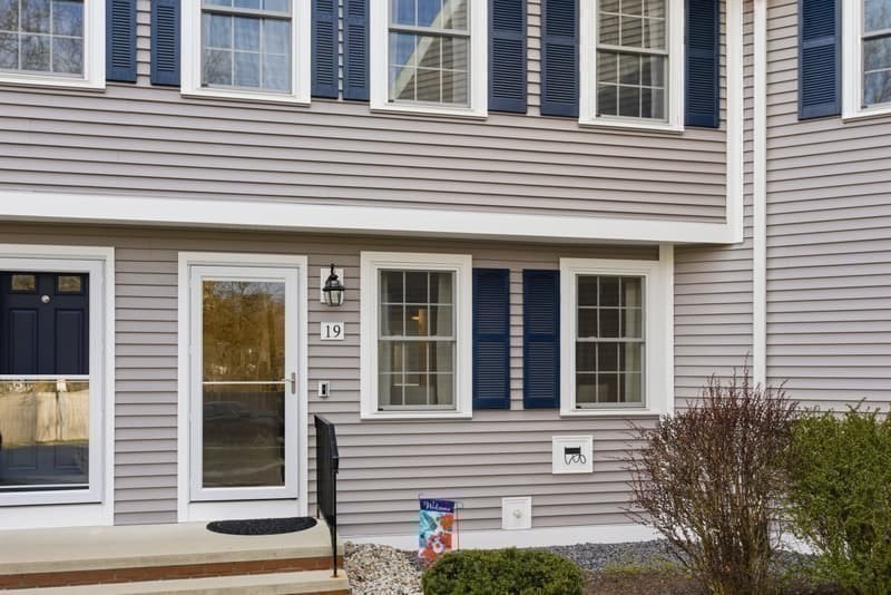 453 Turnpike St # 19
