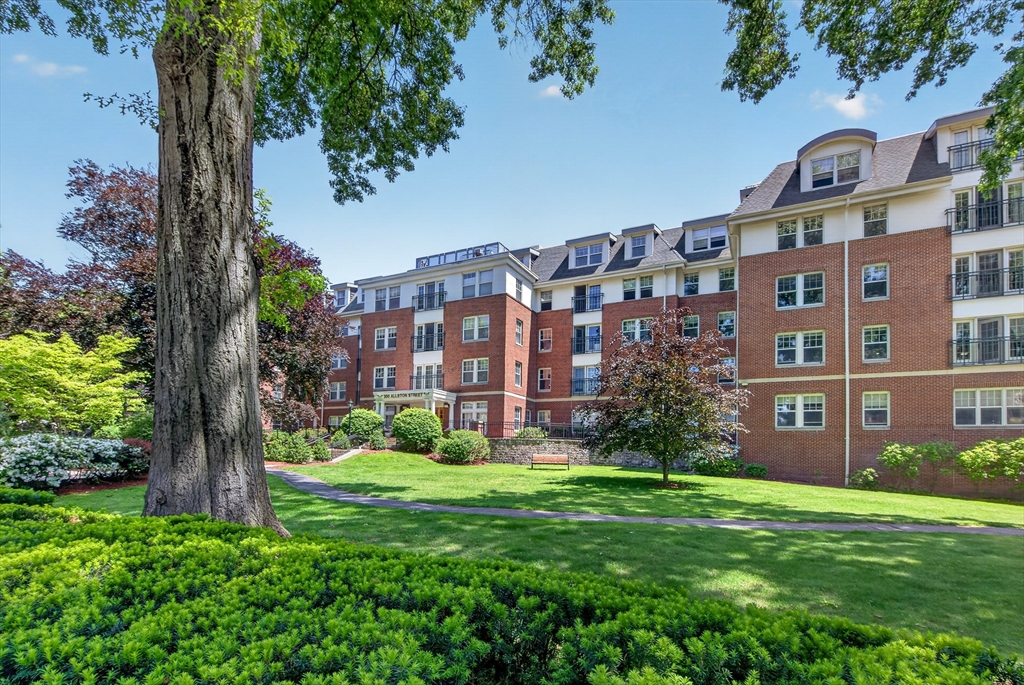 300 Allston St # 315