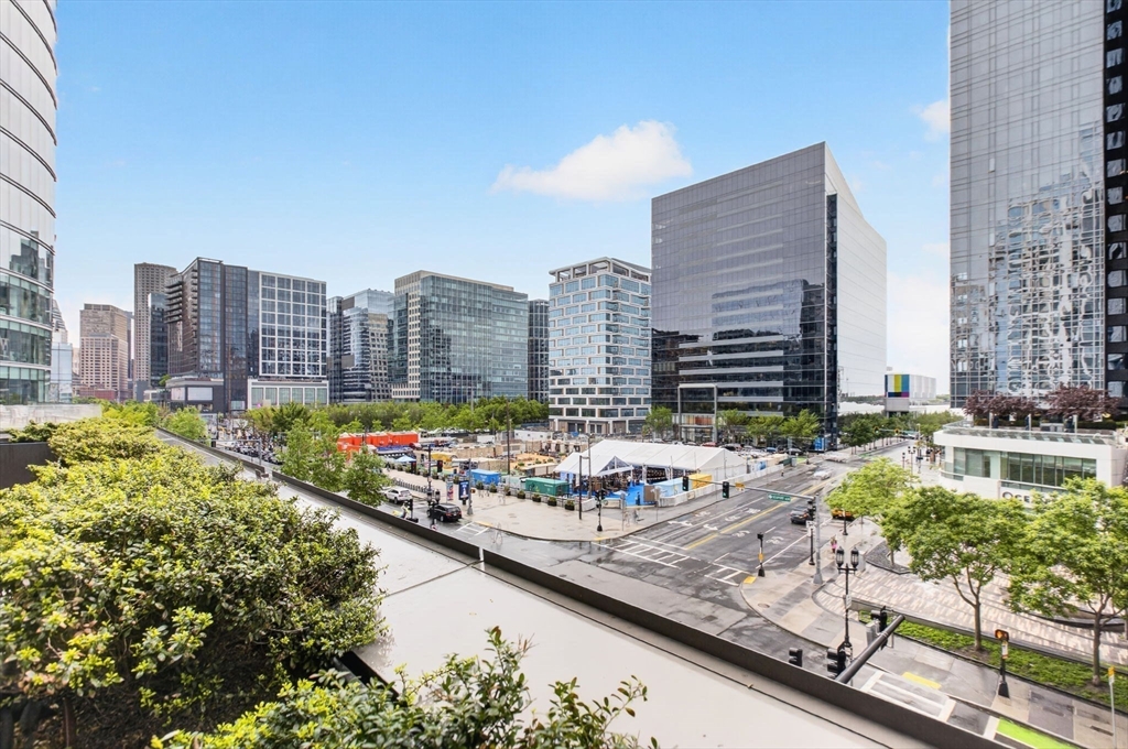 133 Seaport Blvd # 1517