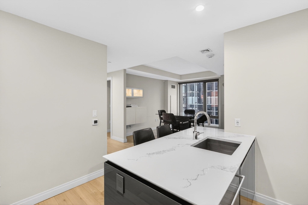 133 Seaport Blvd # 1517