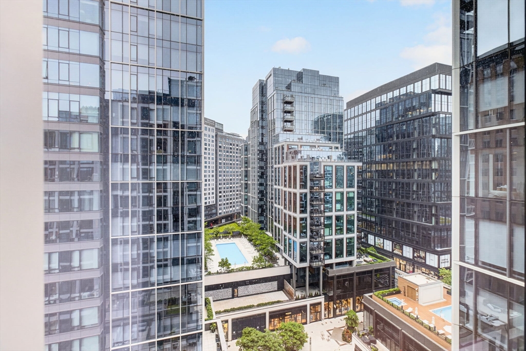 133 Seaport Blvd # 1517