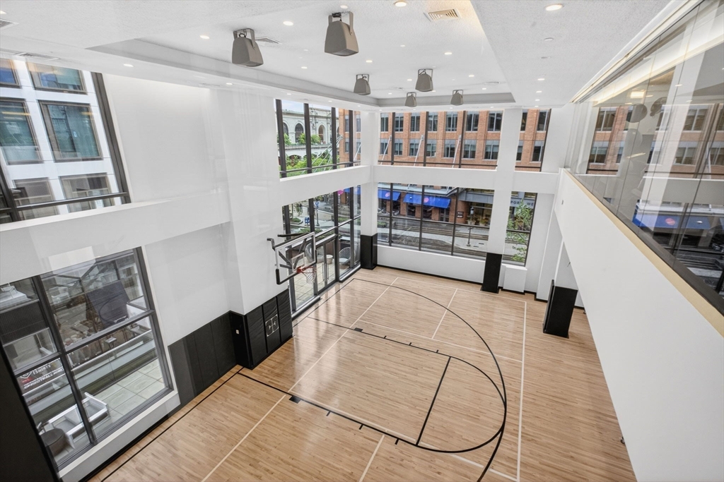 133 Seaport Blvd # 1517