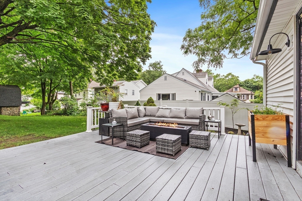 7 Intervale St