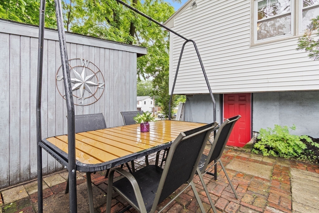 7 Intervale St