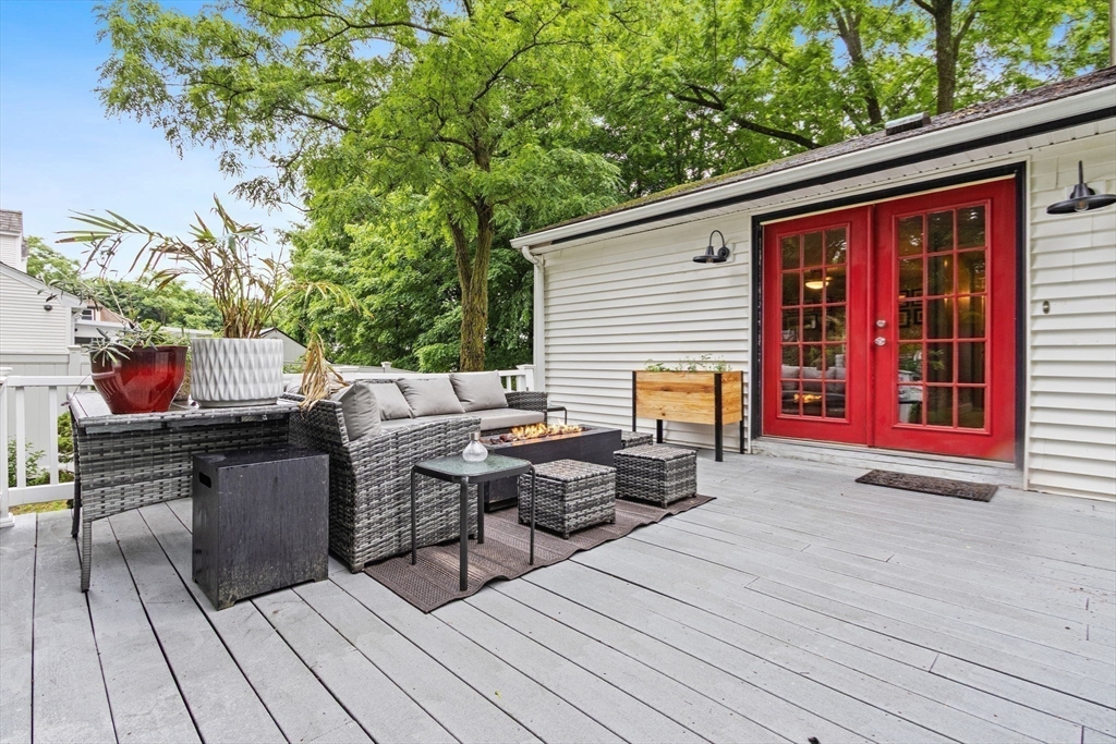 7 Intervale St