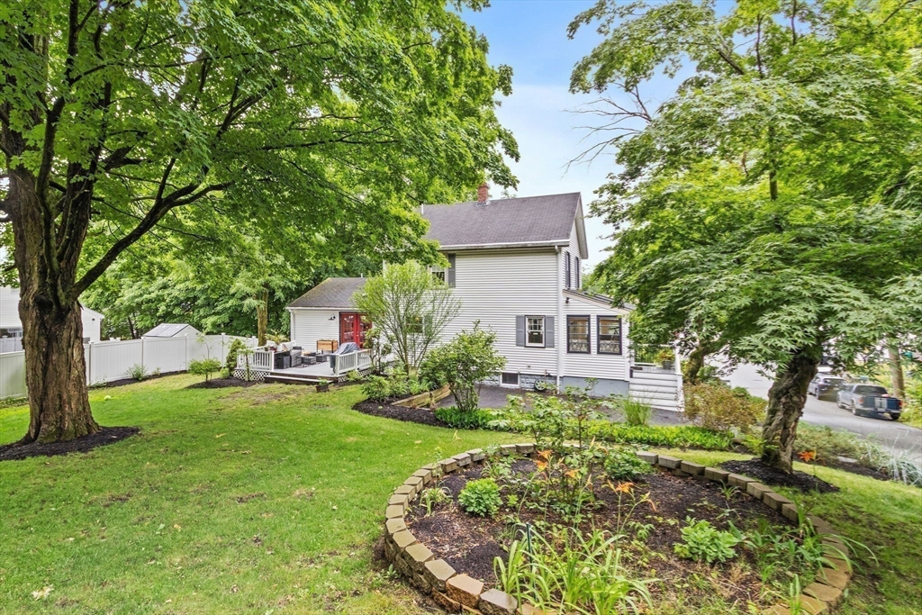 7 Intervale St
