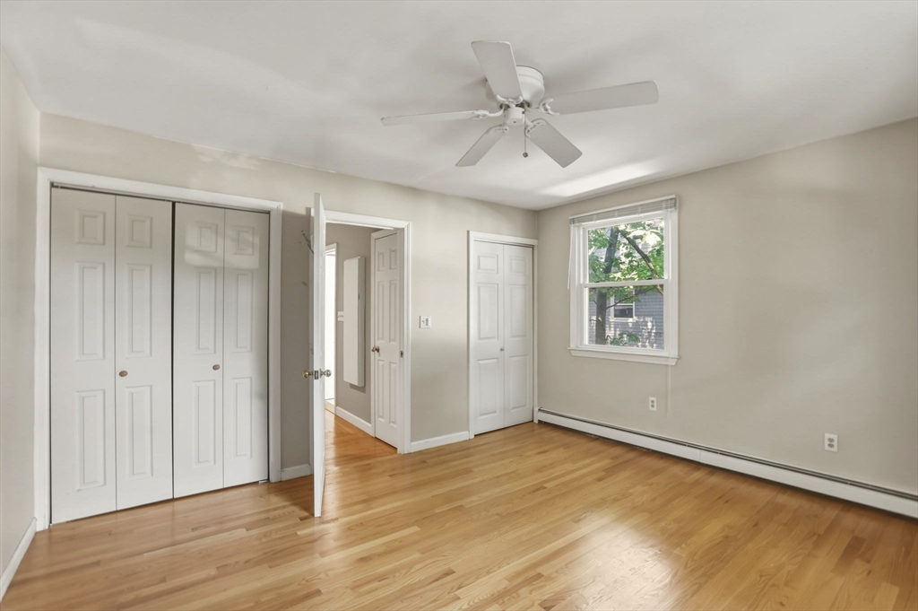 127 Kilsyth Rd # 3