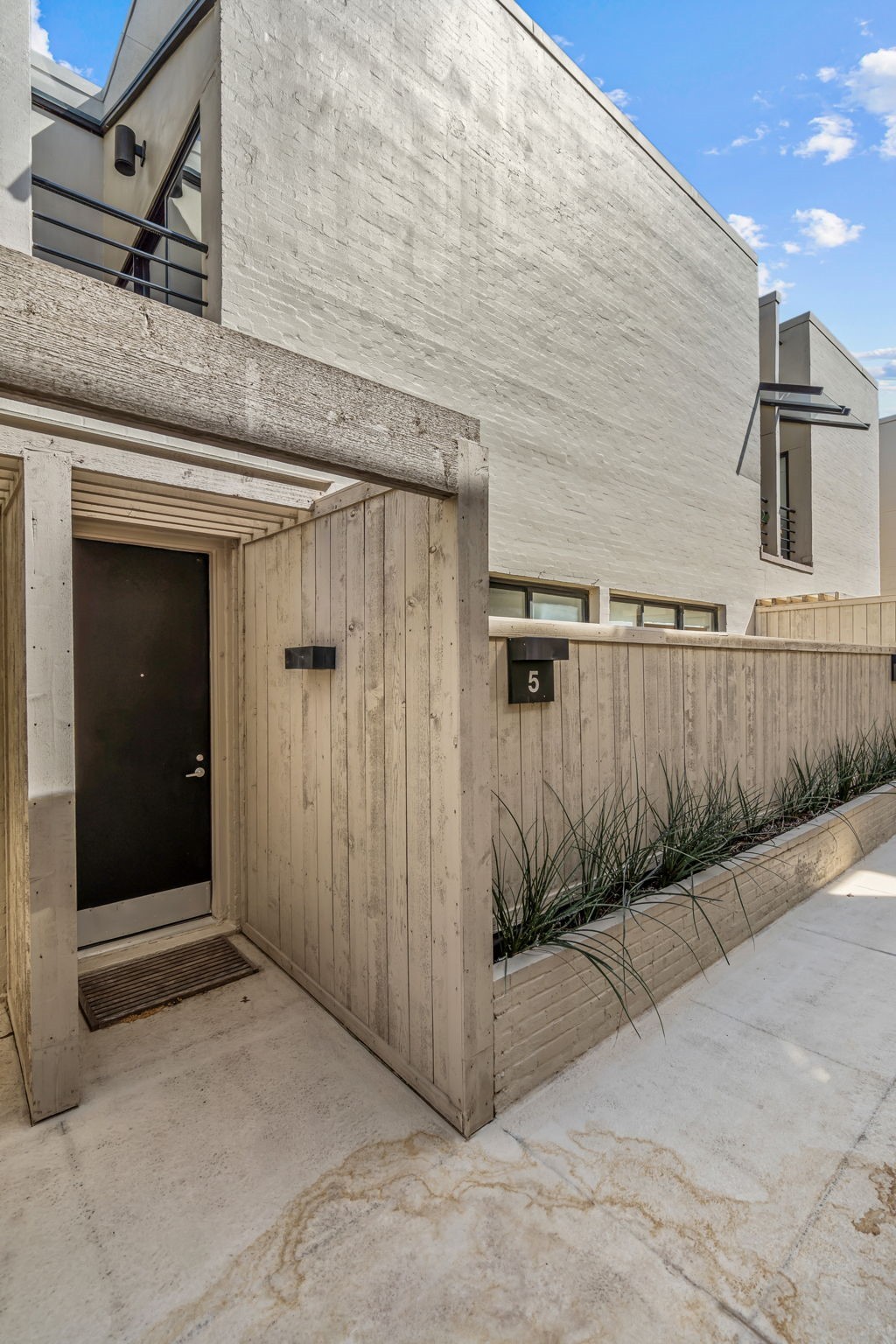 3922 Travis Street 5