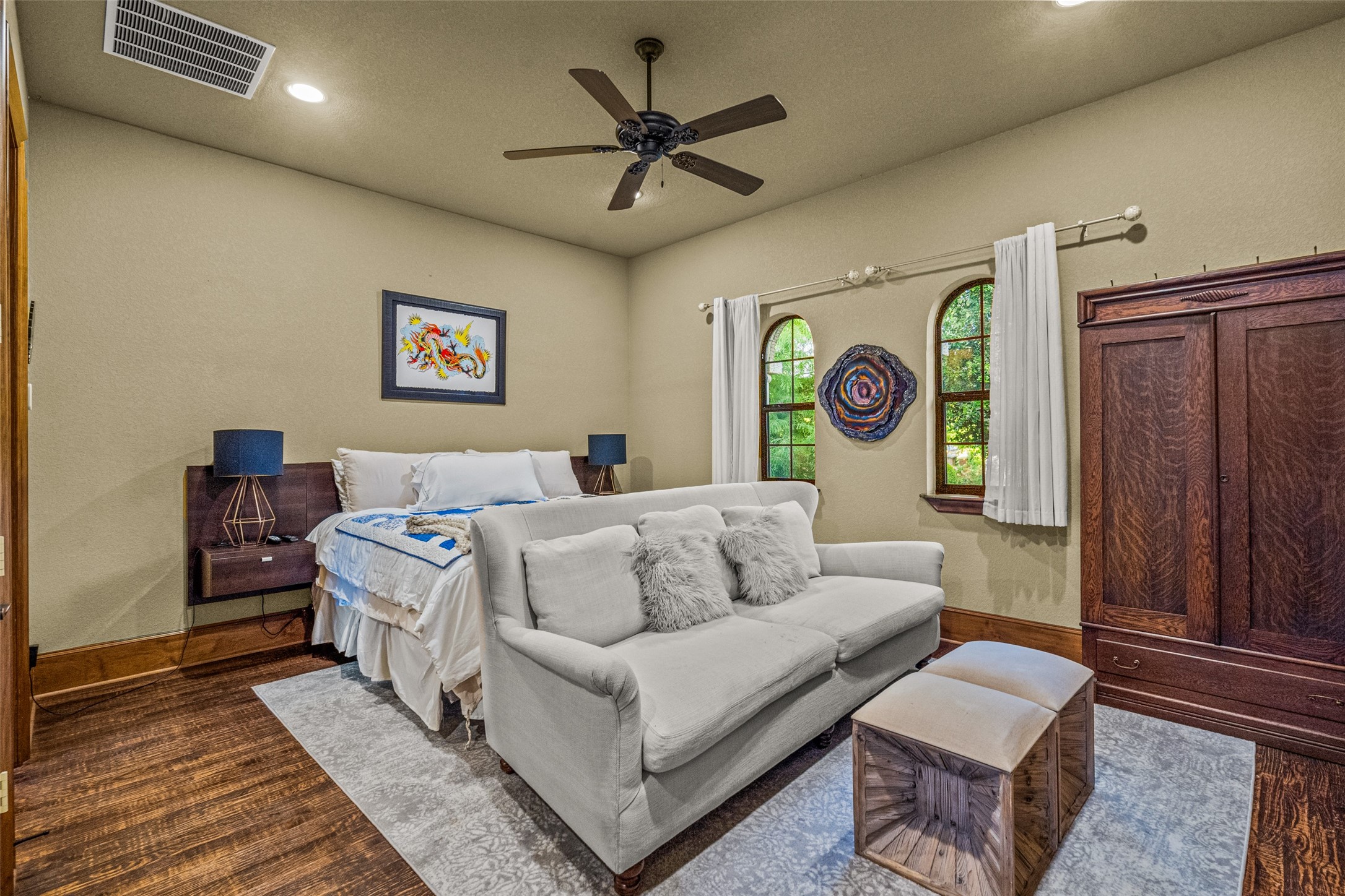 600 Deerwood Lane