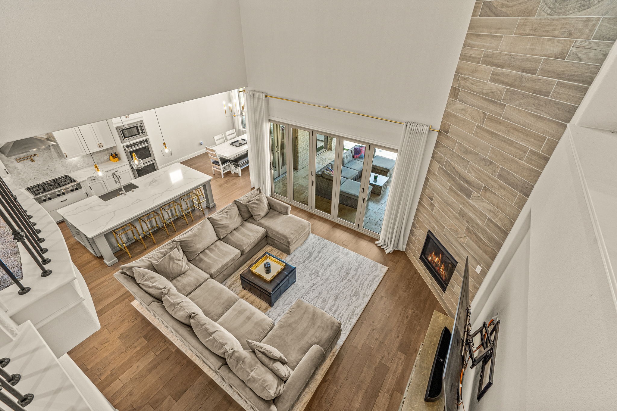 1211 Treeline Drive