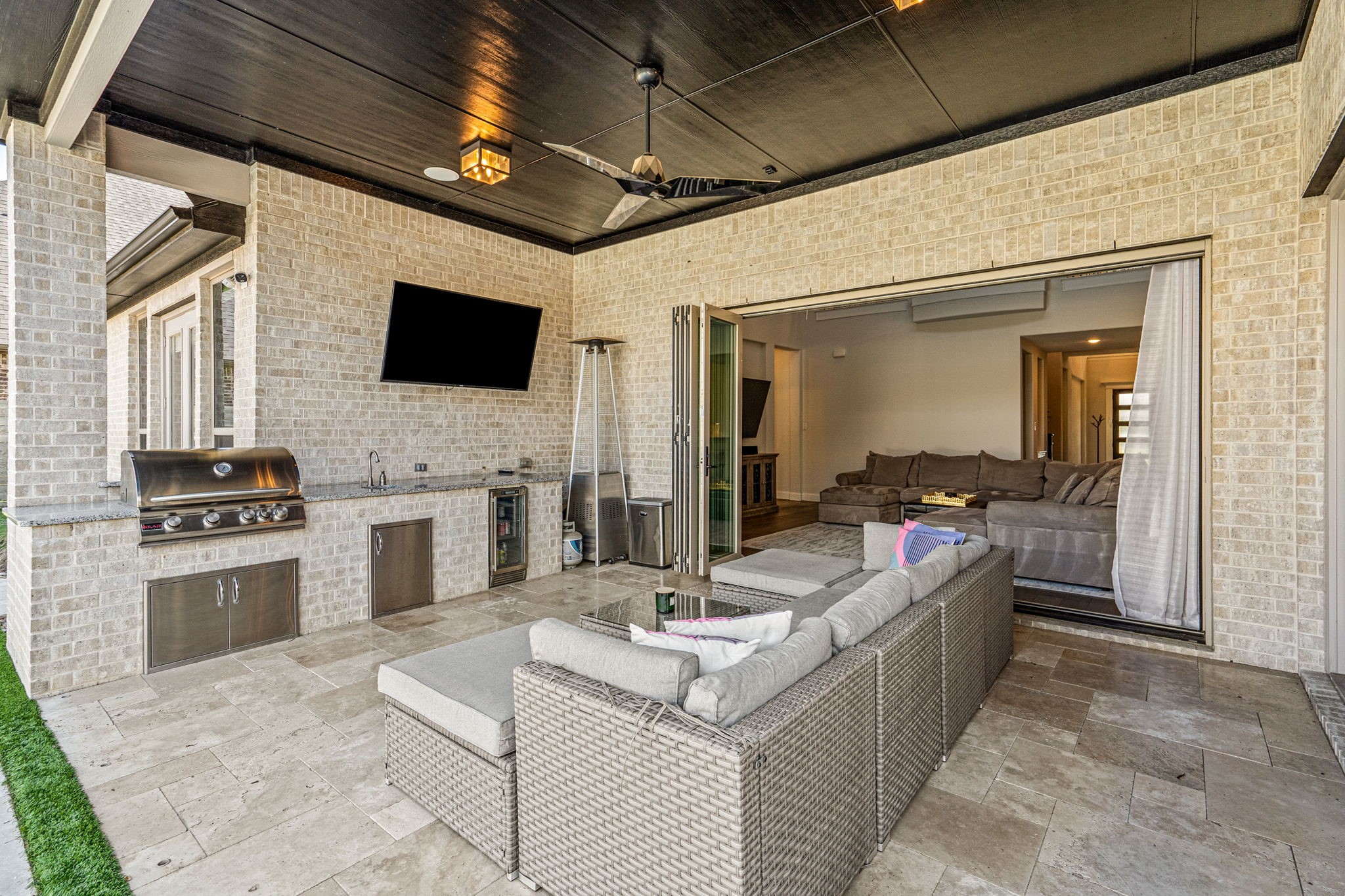 1211 Treeline Drive