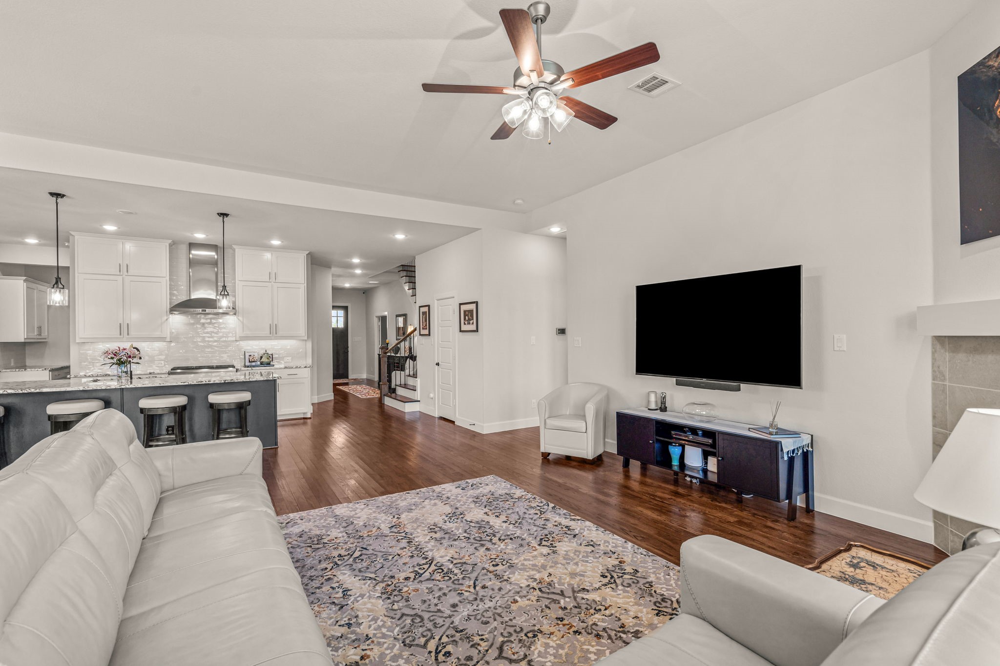 1512 Petal Court