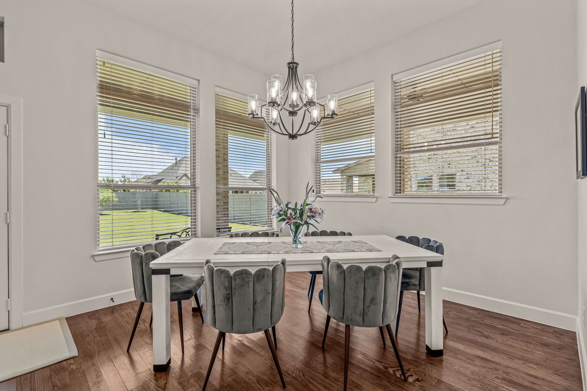 1512 Petal Court