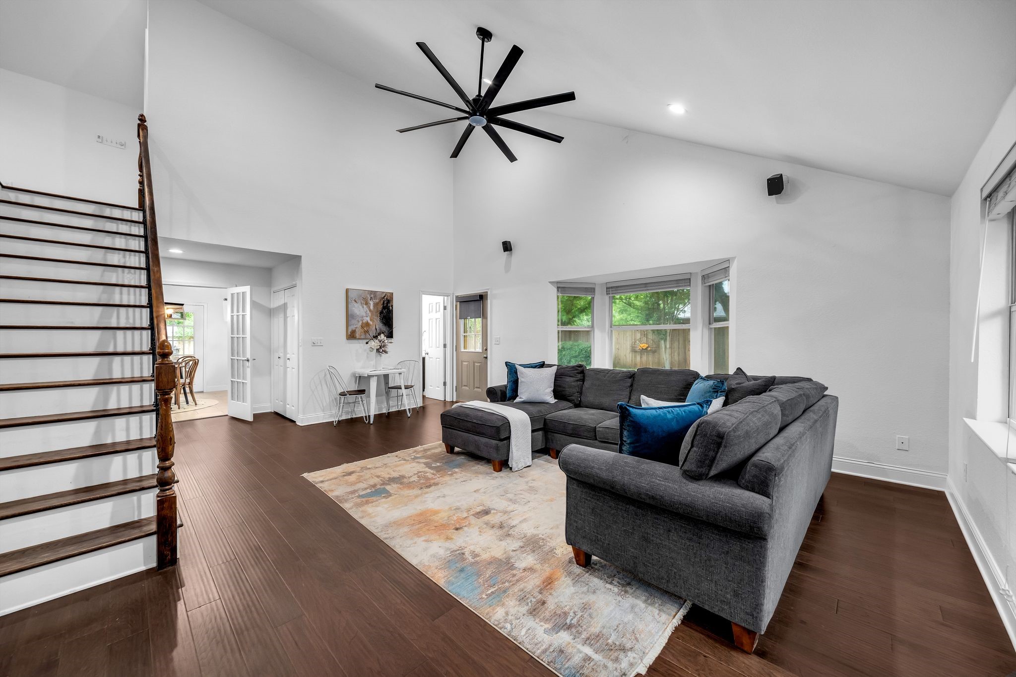 141 Redwood Drive