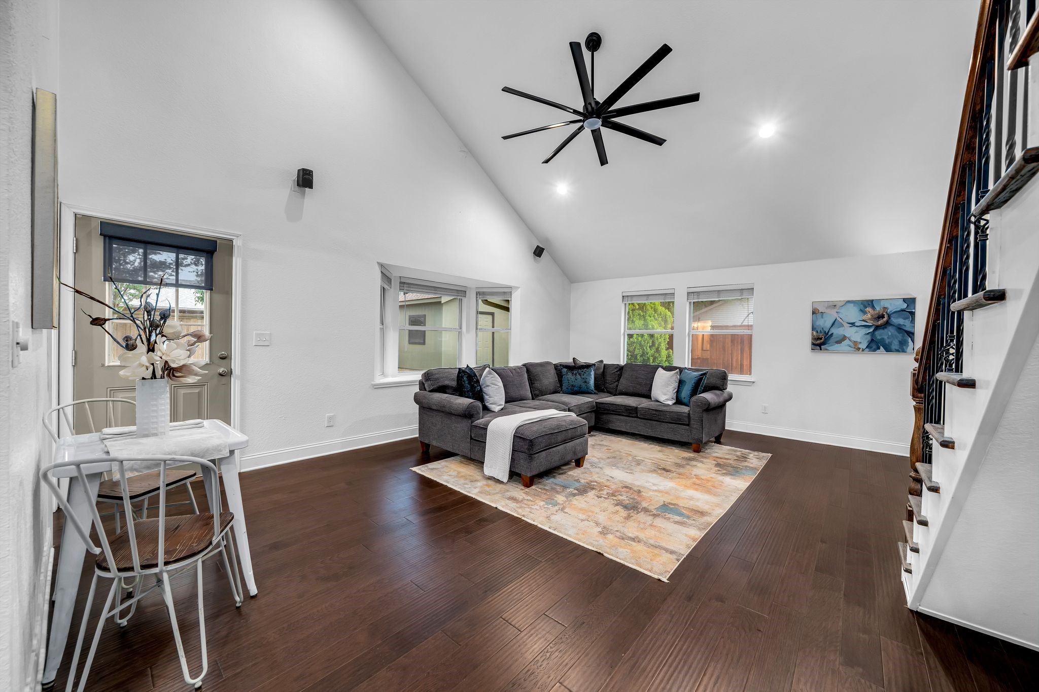 141 Redwood Drive