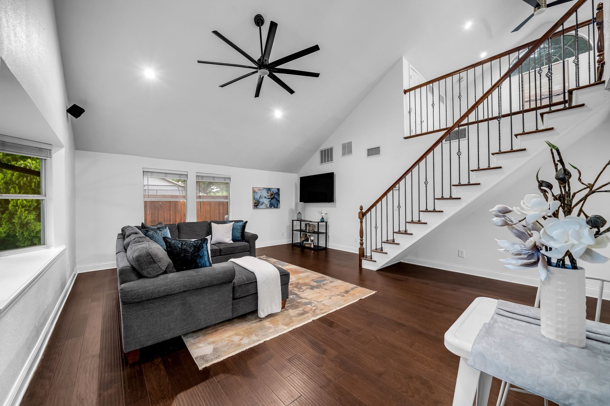 141 Redwood Drive