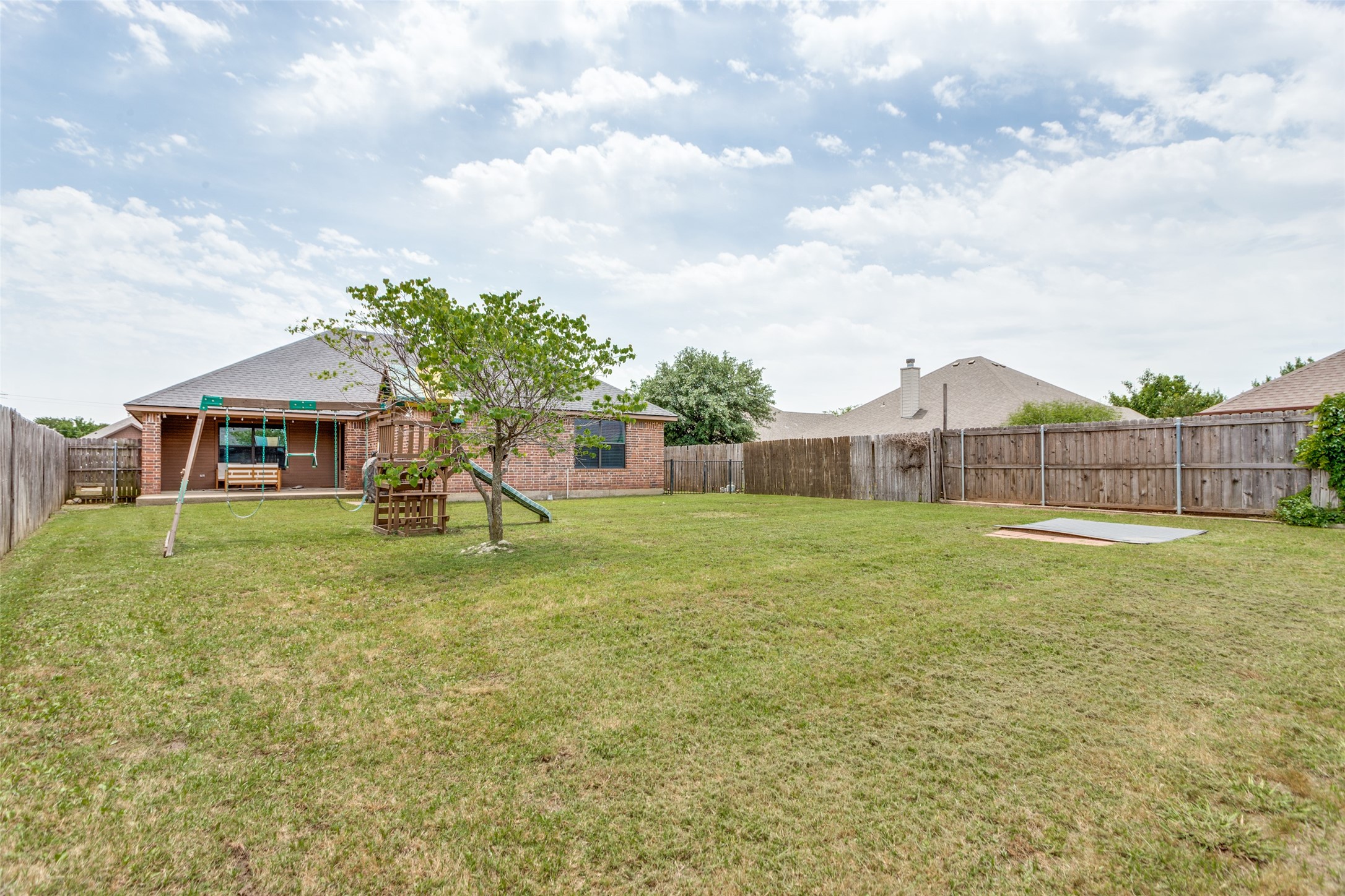 405 Lockwood Lane
