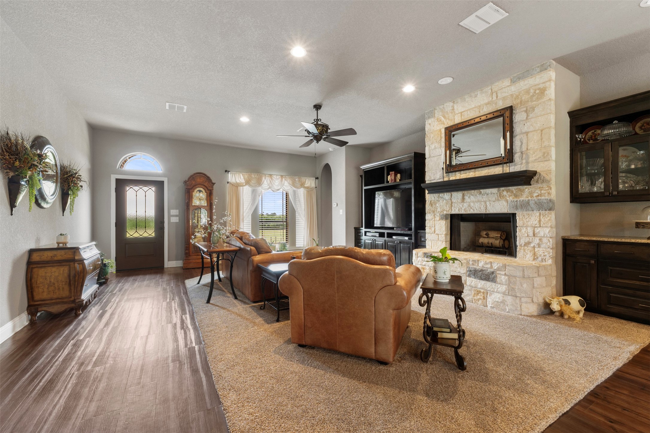 225 County Road 3525