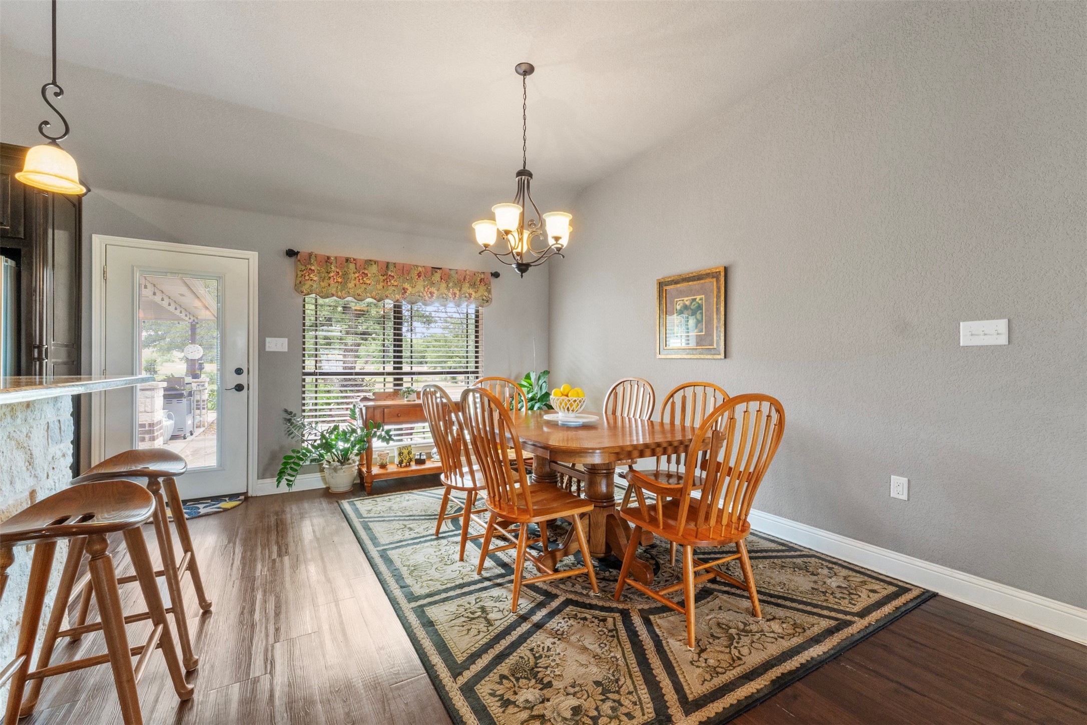 225 County Road 3525