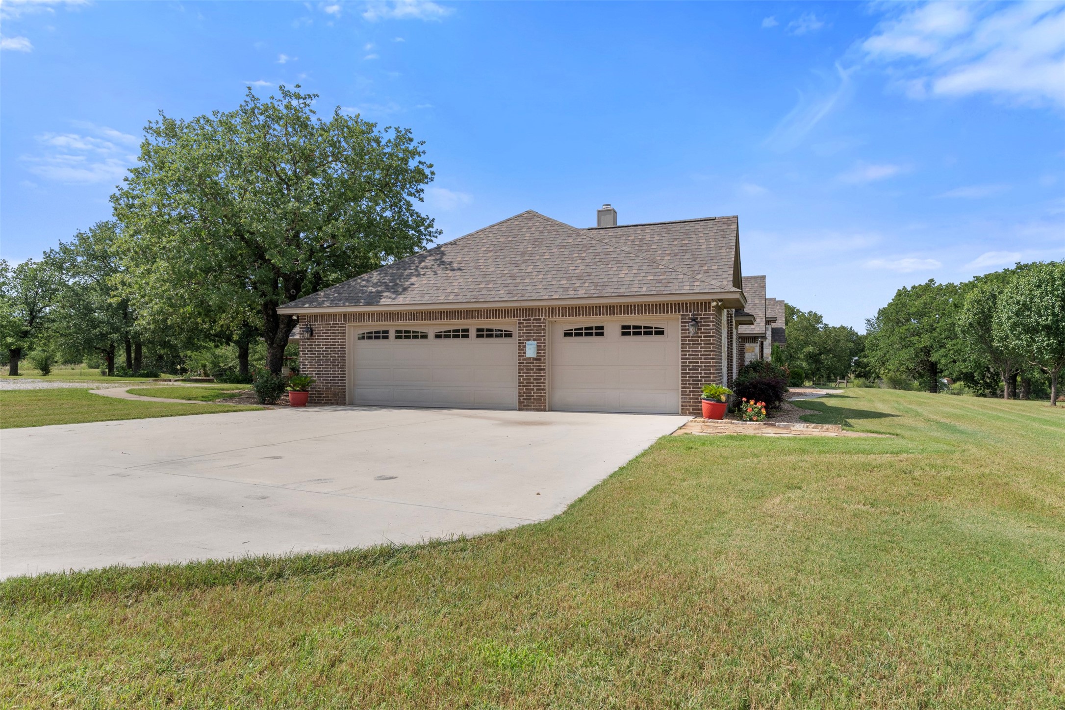 225 County Road 3525