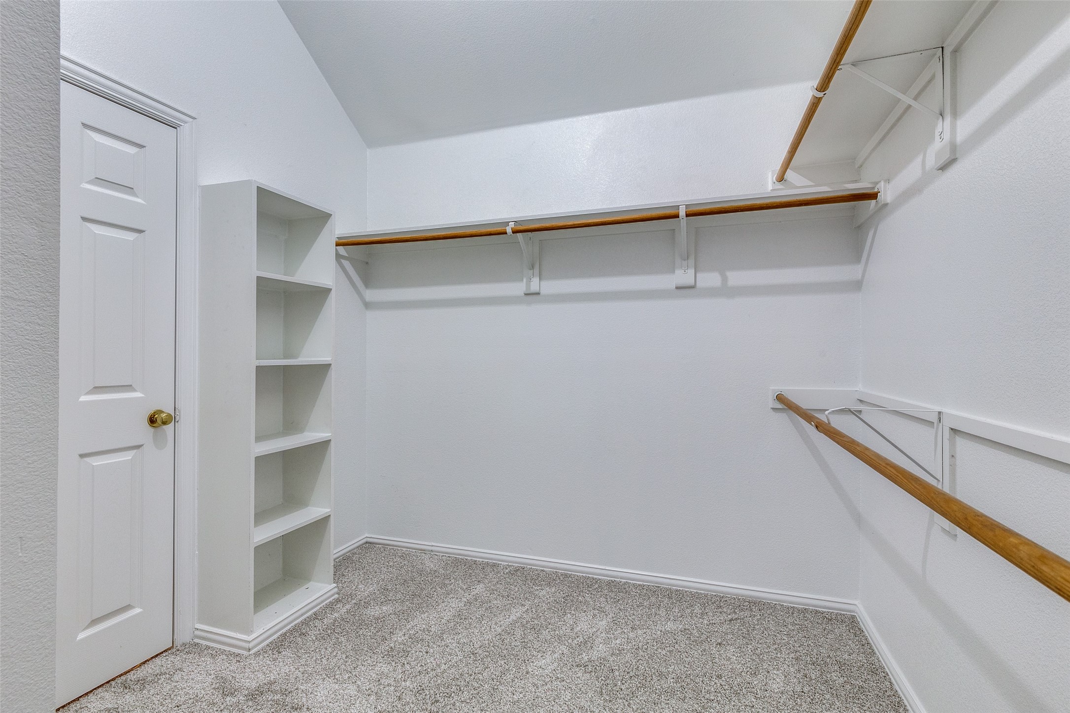 3709 Sevenoaks Drive