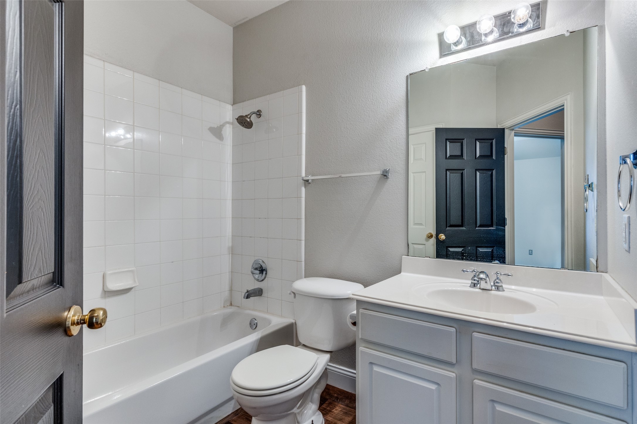 3709 Sevenoaks Drive