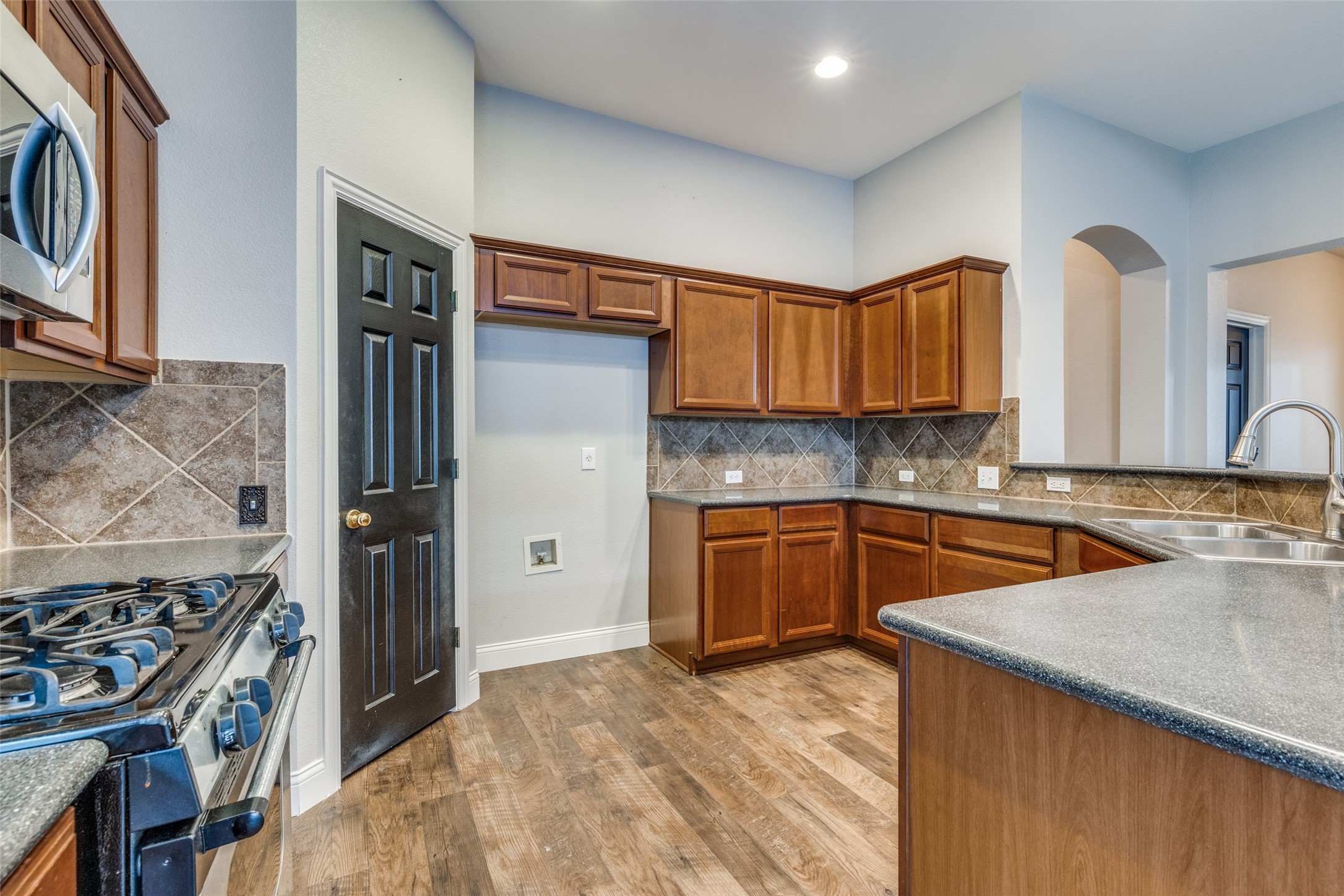 3709 Sevenoaks Drive