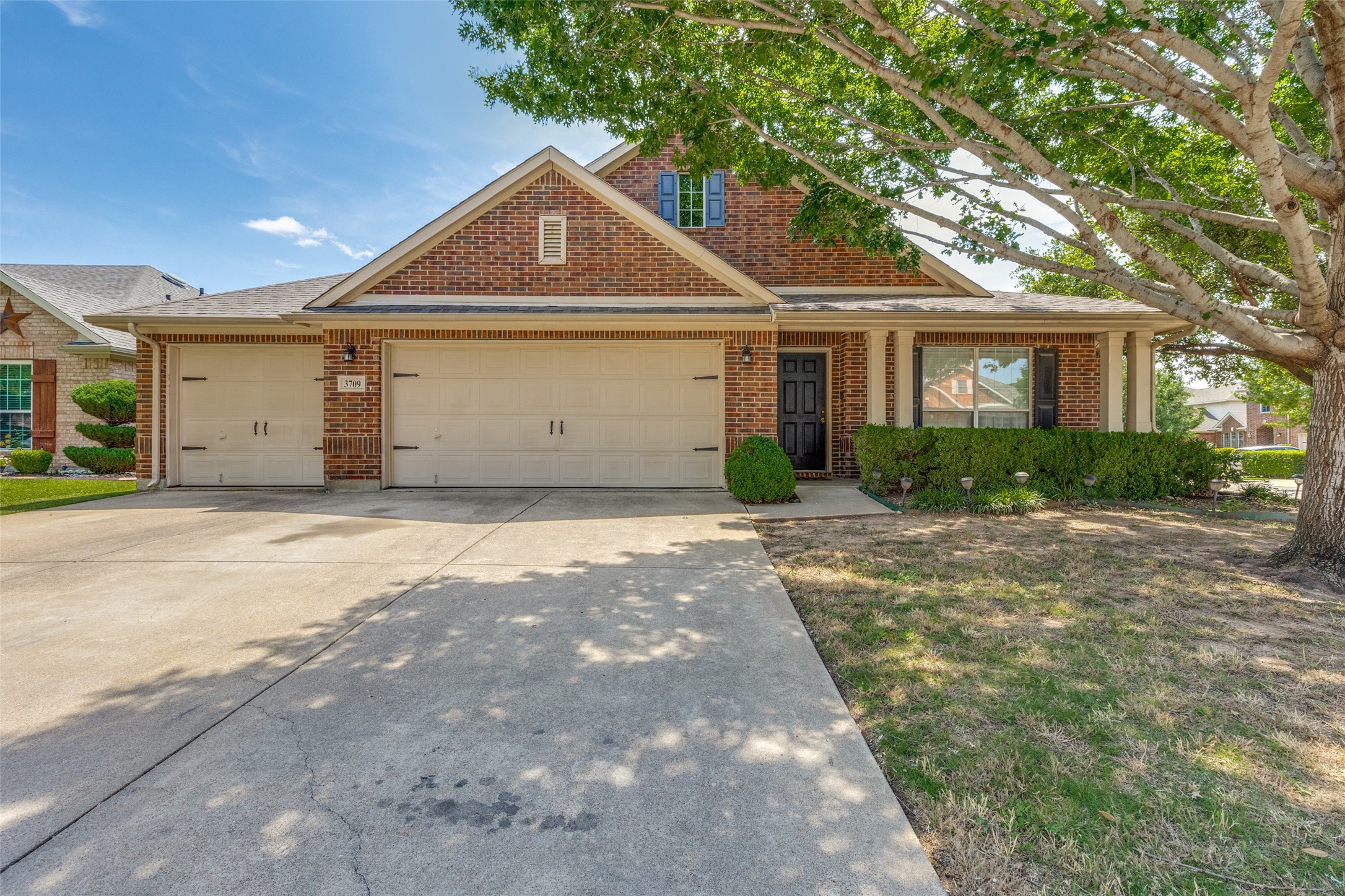 3709 Sevenoaks Drive