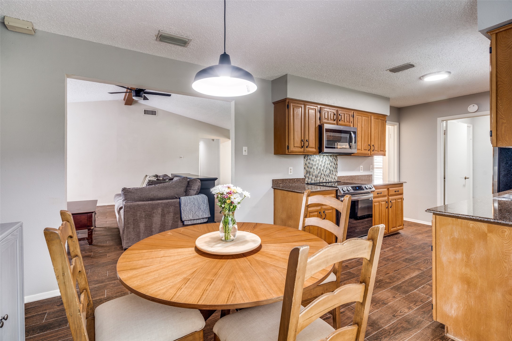 2622 Fallcreek Drive