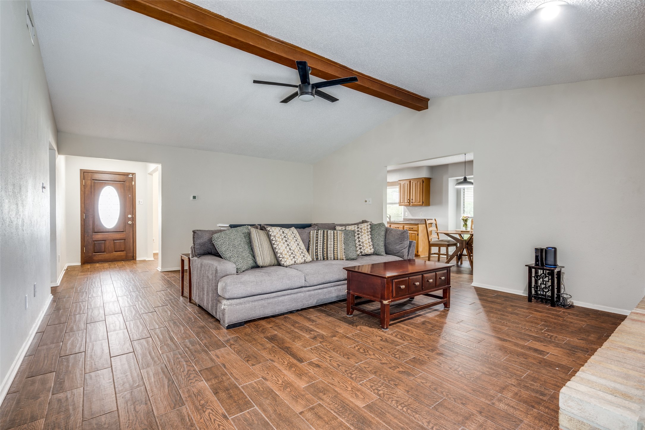 2622 Fallcreek Drive