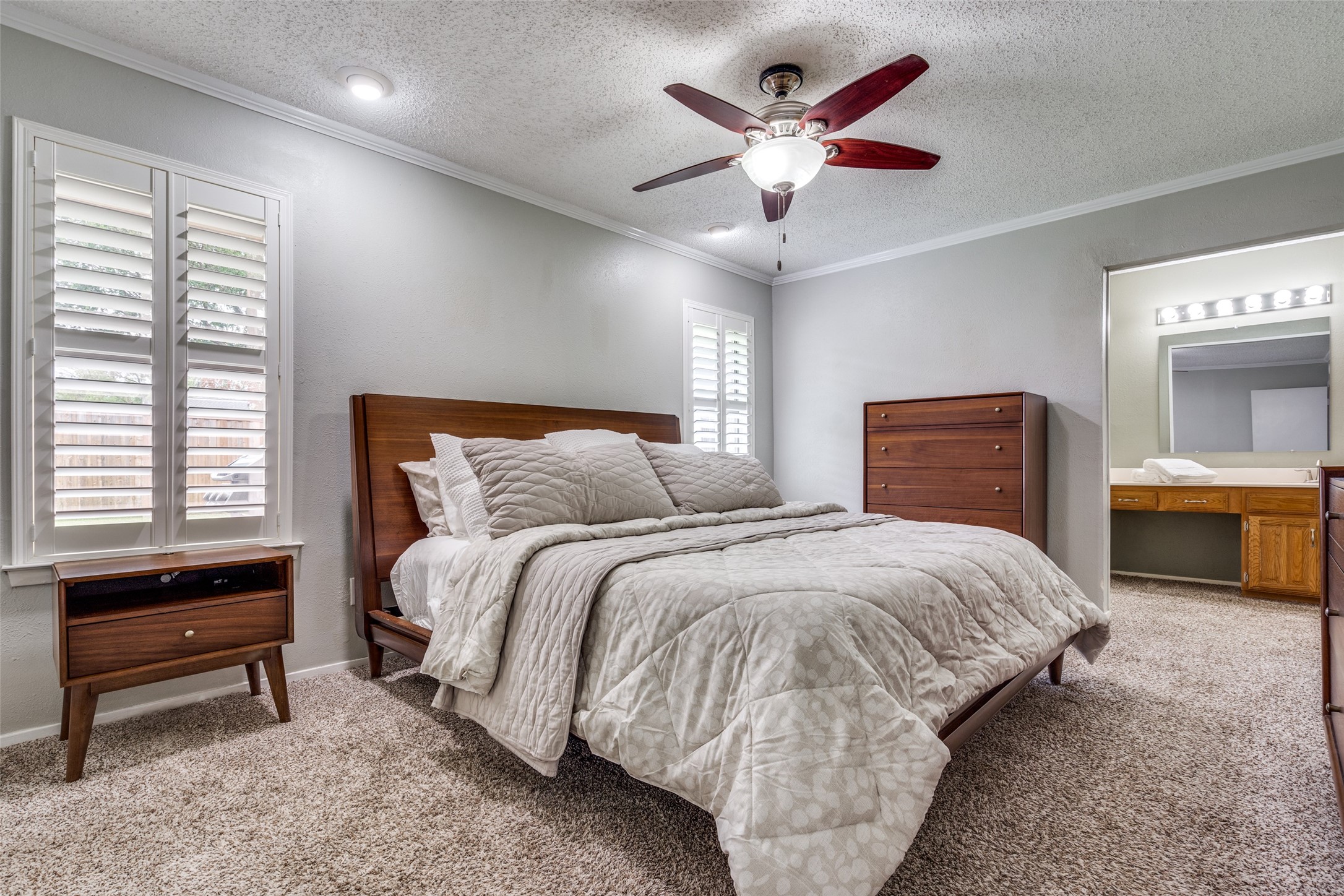 2622 Fallcreek Drive