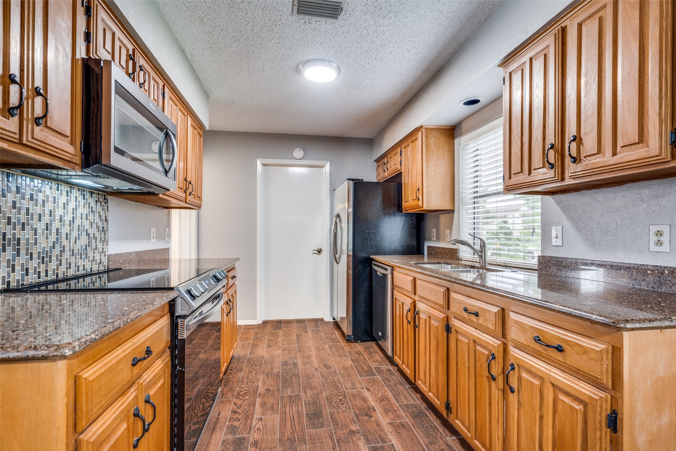 2622 Fallcreek Drive