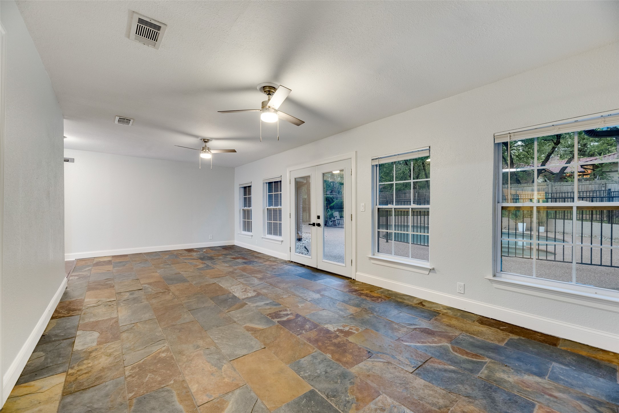2021 Vista Road