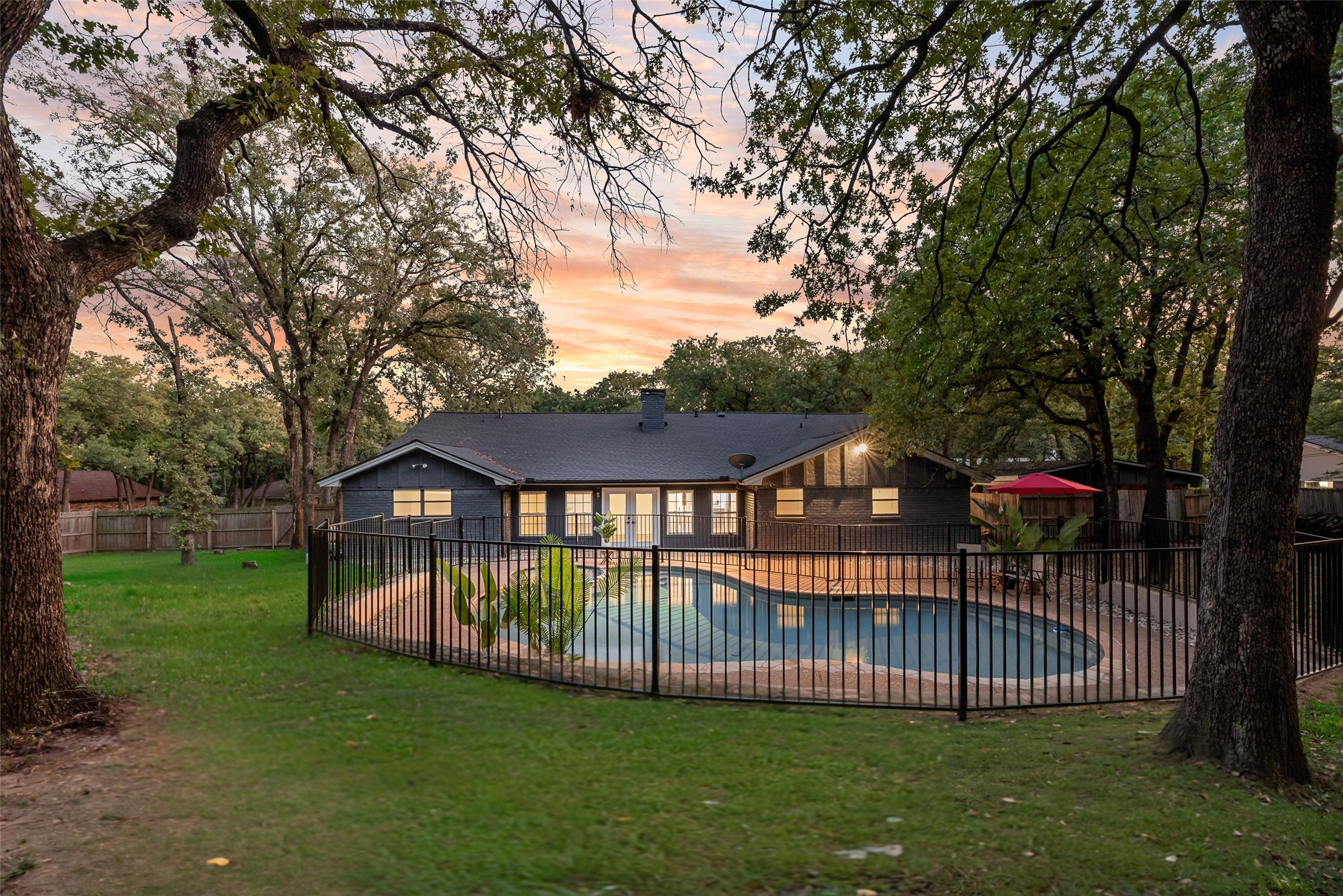 2021 Vista Road