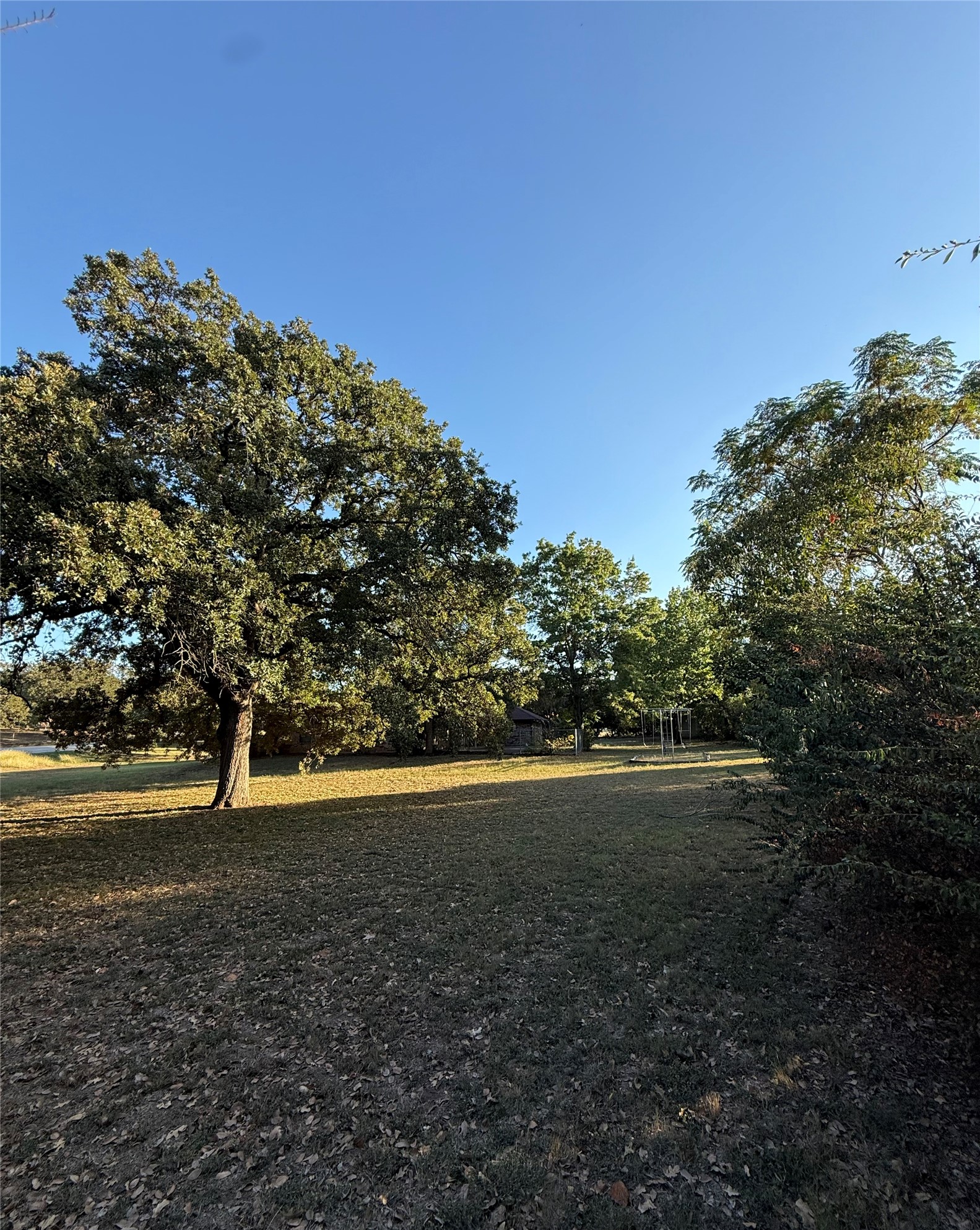 1920 Fox Hollow Circle