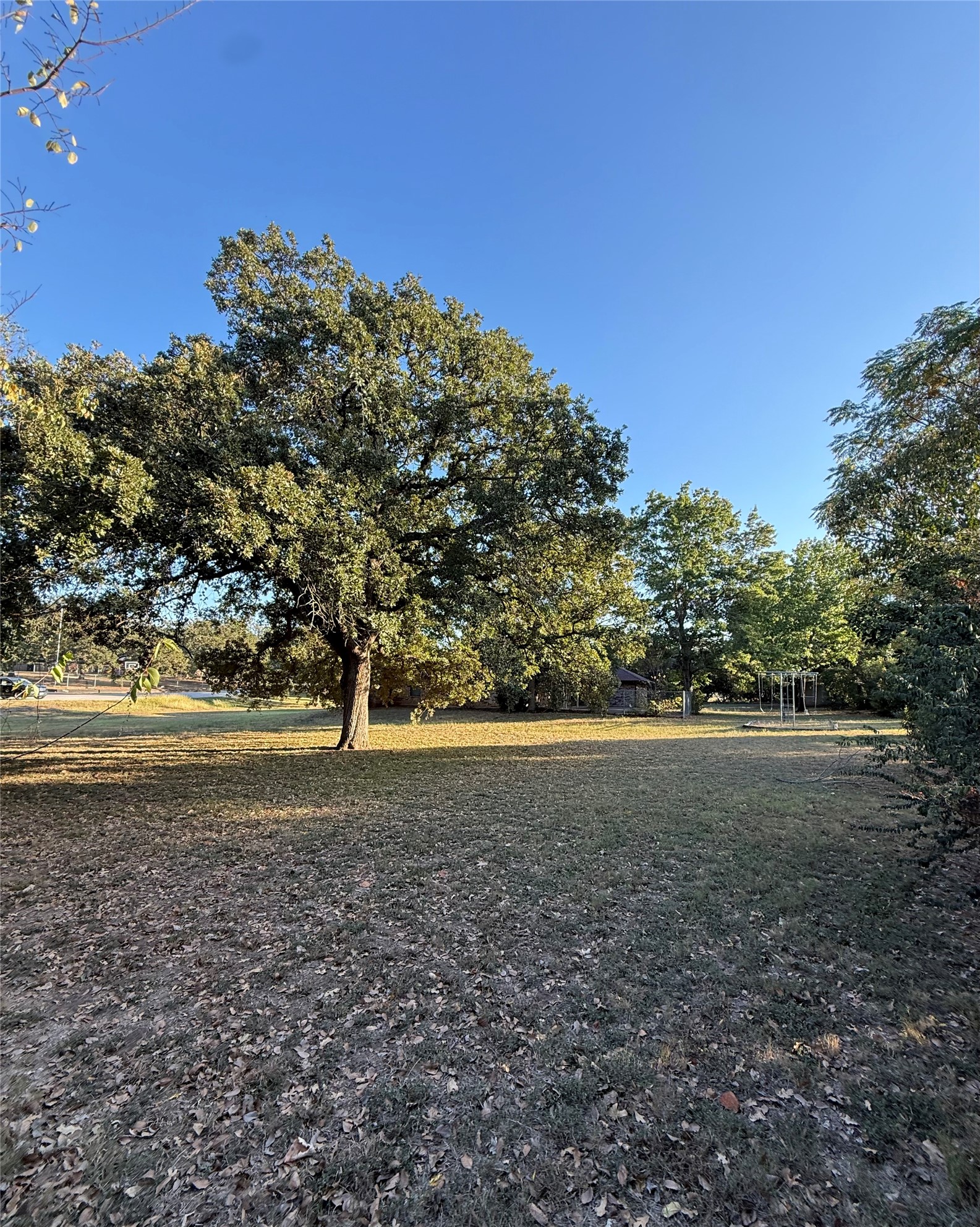 1920 Fox Hollow Circle