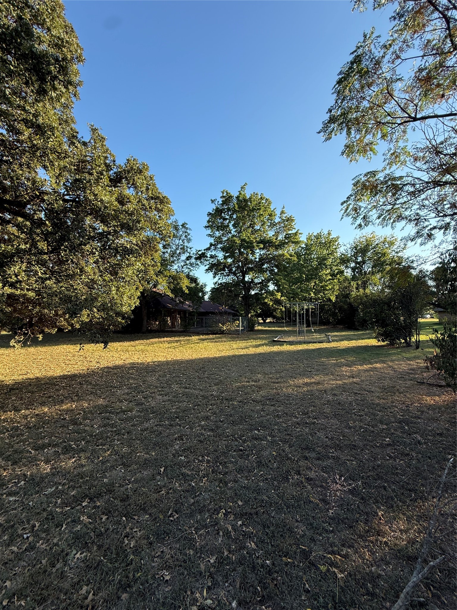 1920 Fox Hollow Circle