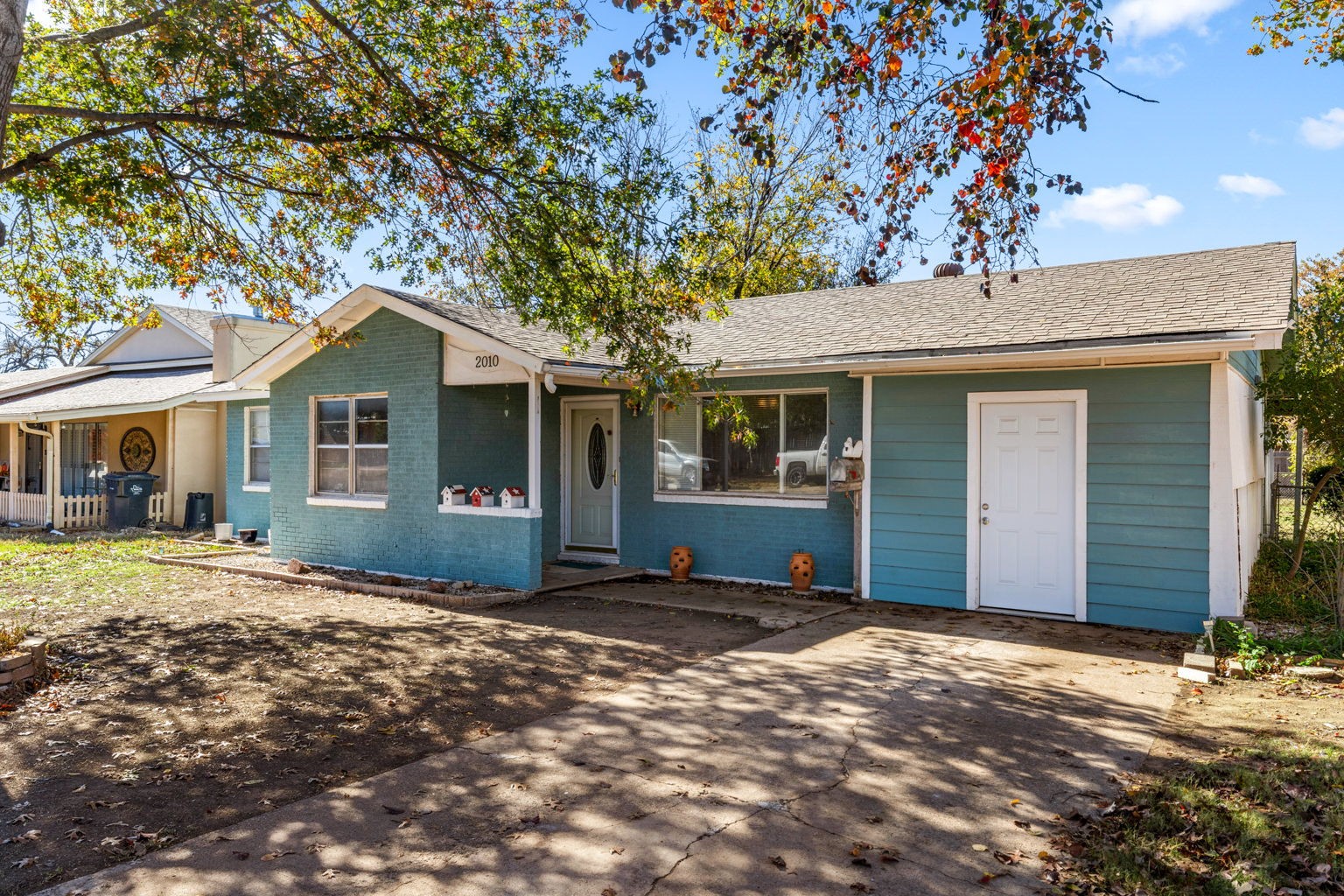 2010 Burroughs Street