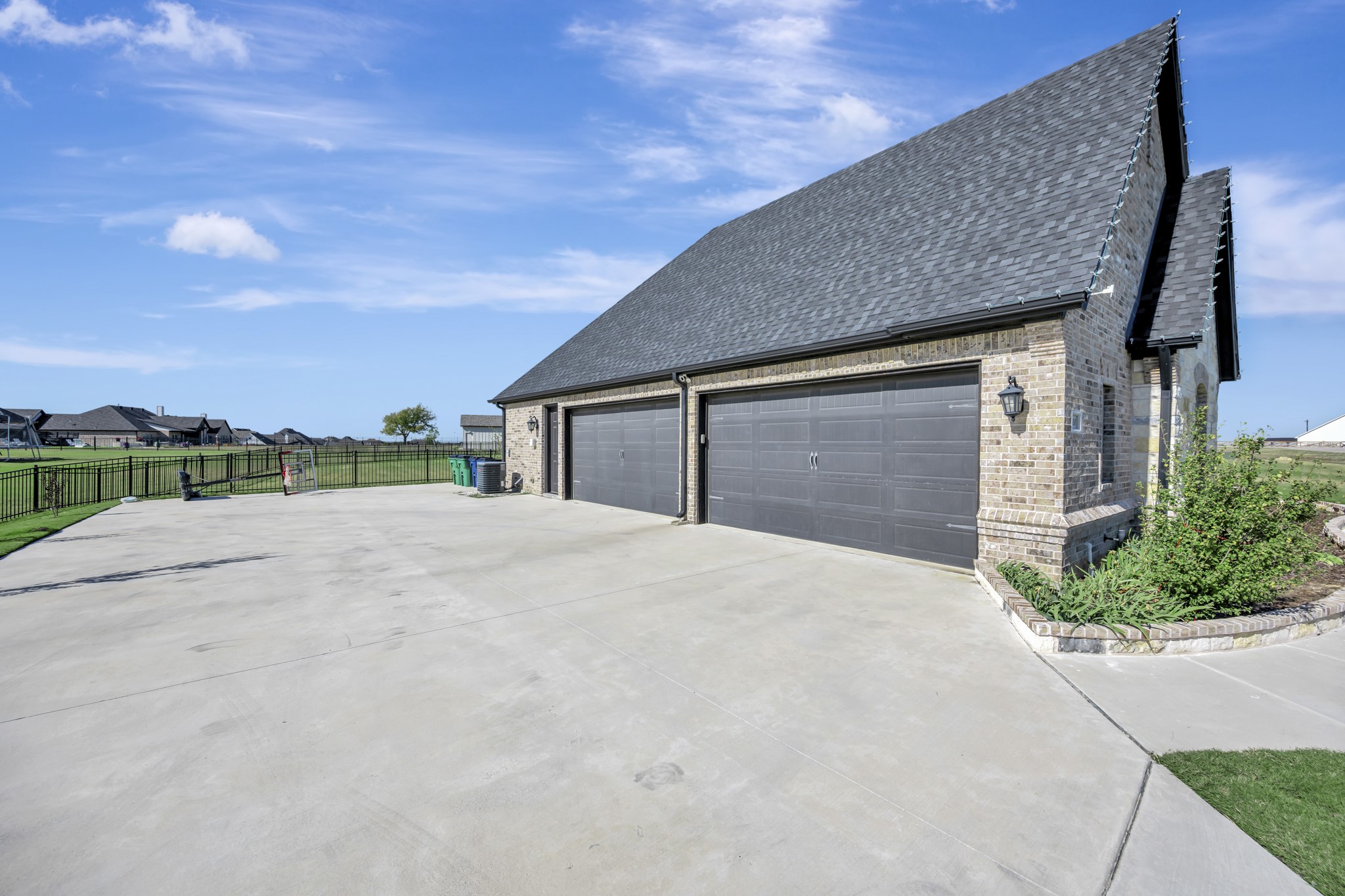 3800 Ridge Point Drive