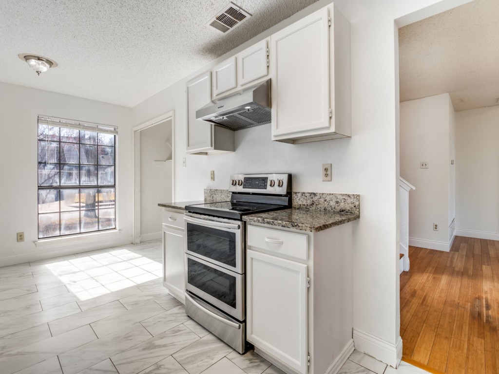 8729 Brushy Creek Trail