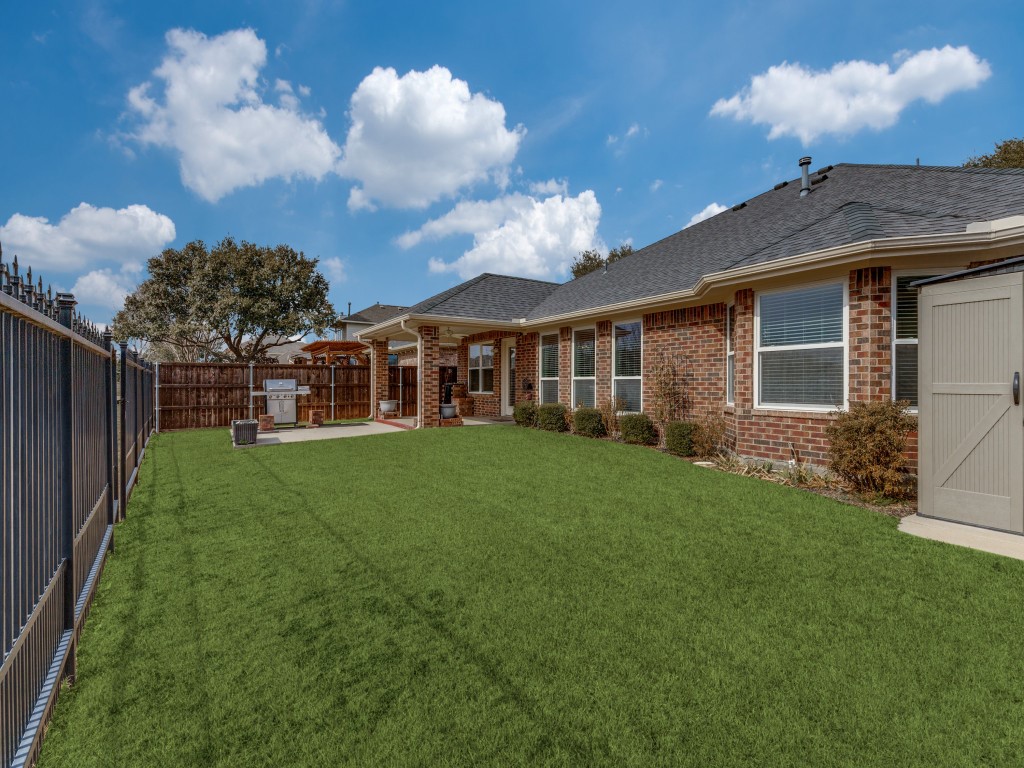 3804 Sevenoaks Drive