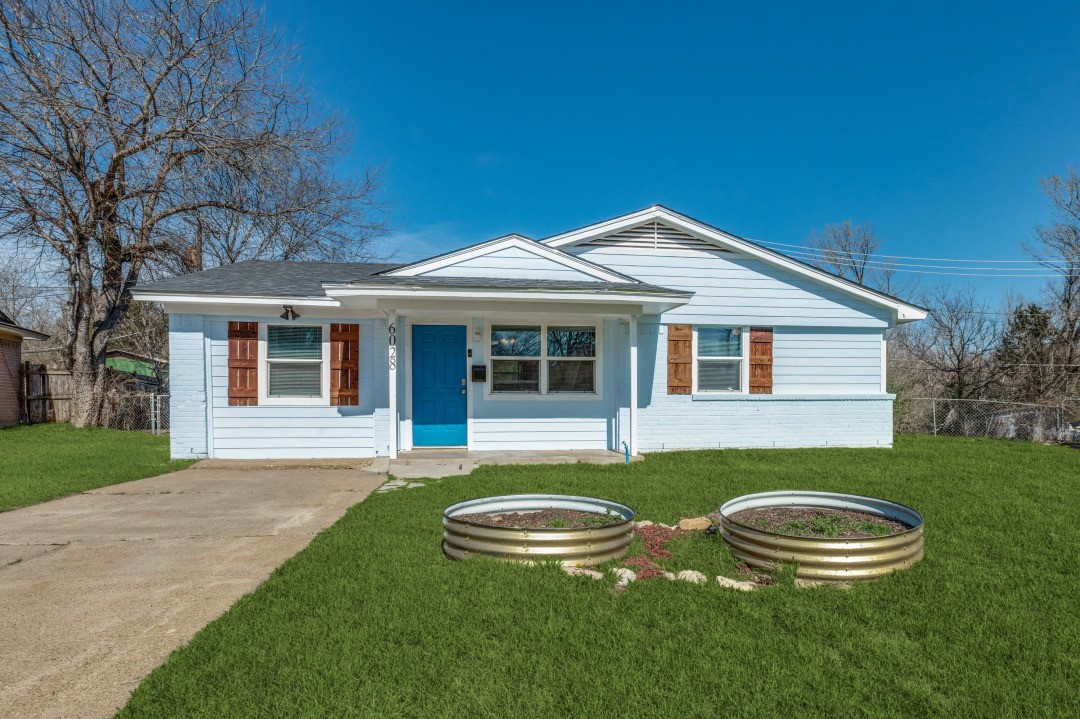 6028 Golden Gate Circle