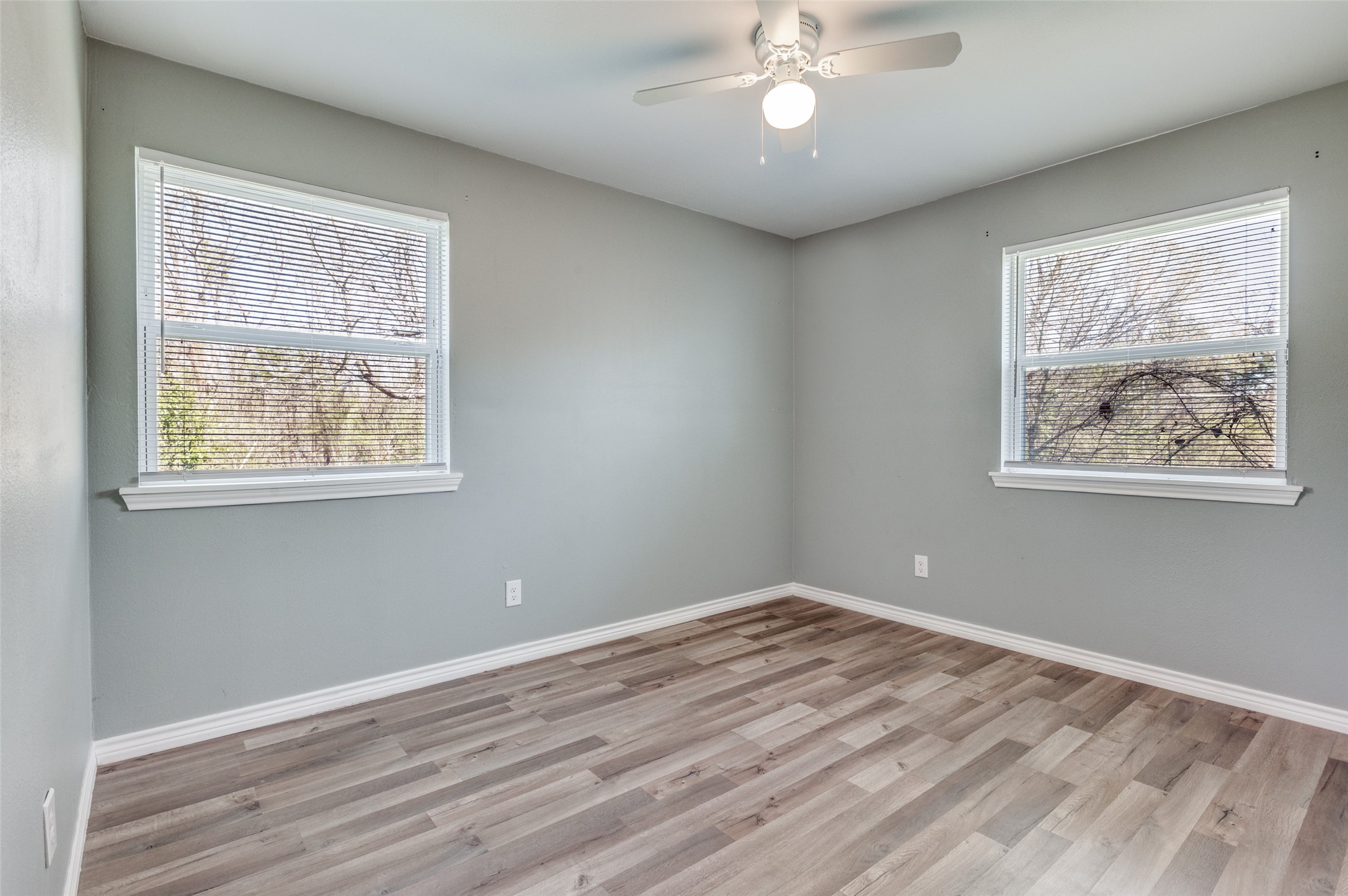 6028 Golden Gate Circle