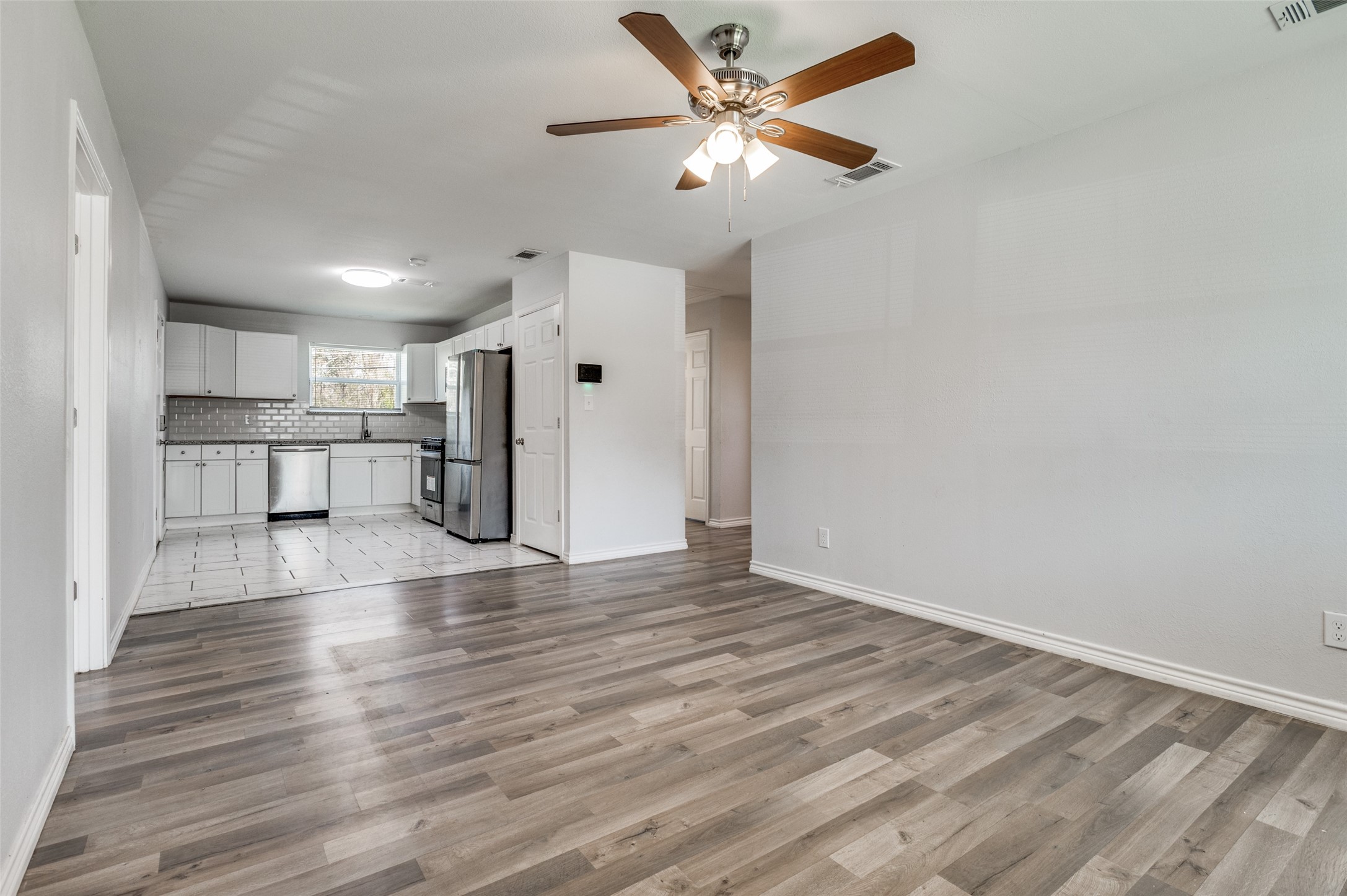 6028 Golden Gate Circle