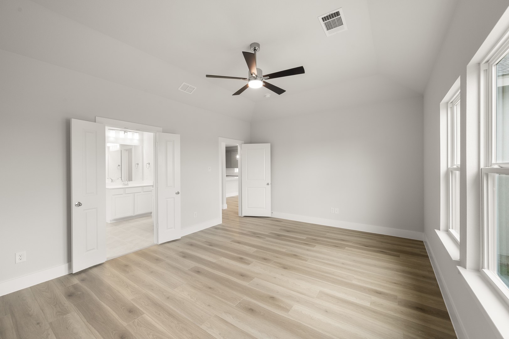 308 Sequoia Lane